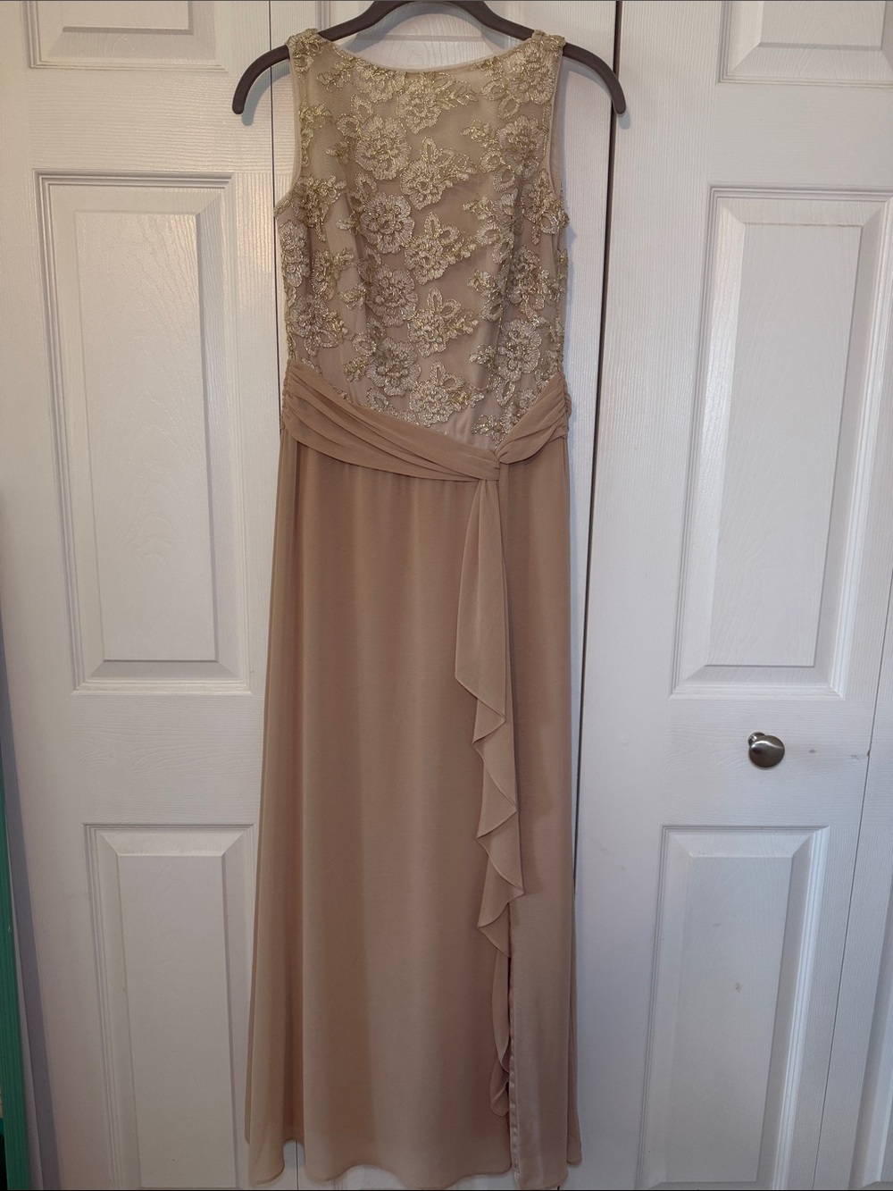 Lauren Ralph Lauren Evening Lace Floral Bodice Maxi Dress in Taupe Gold Beige